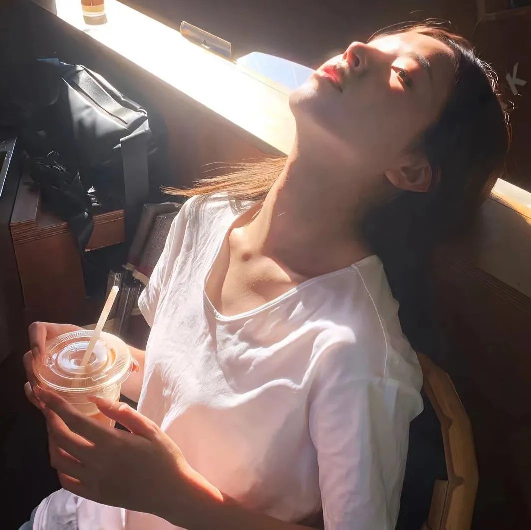 长大尾巴的兔子
